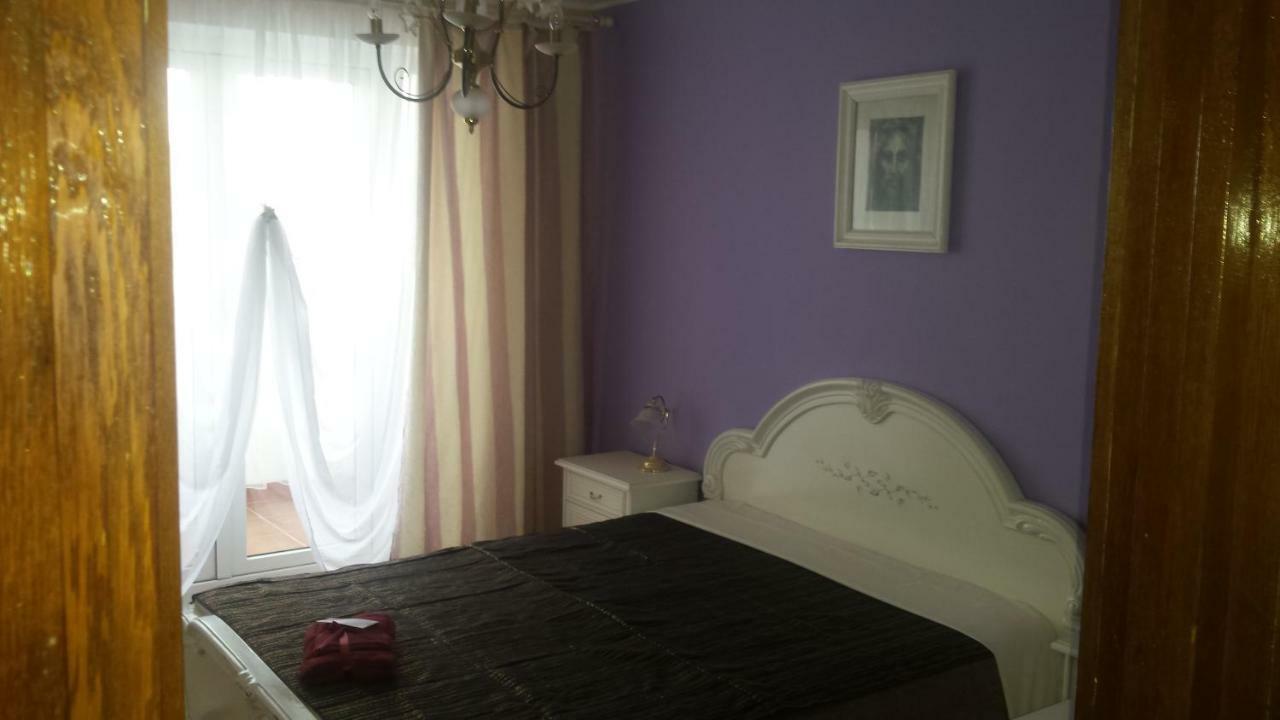 Pelican Proxy Apartment Oradea Exteriör bild