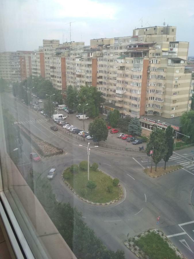 Pelican Proxy Apartment Oradea Exteriör bild